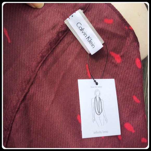 Calvin Klein infinity loop scarf - Picture 2 of 3